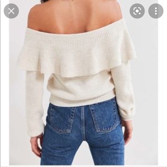 ANTHROPOLOGY KIMCHI BLUE Chrissy off-the-shoulder ruffle sweater. purple. XS. - Picture 4 of 13